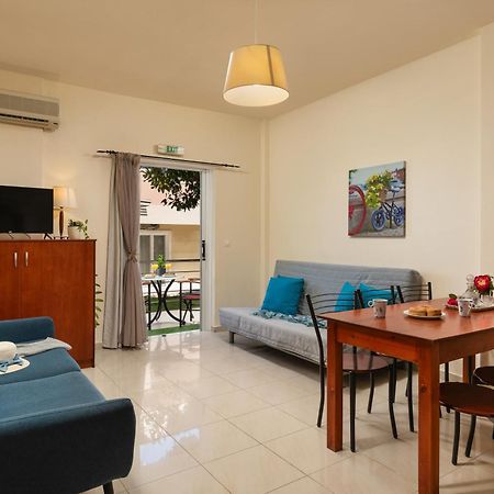Evdokia Αpartments & Dimitra Village Agia Marina Exterior foto