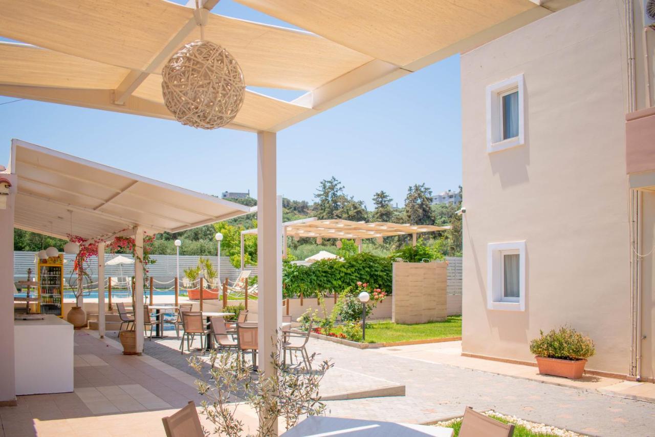 Evdokia Αpartments & Dimitra Village Agia Marina Exterior foto