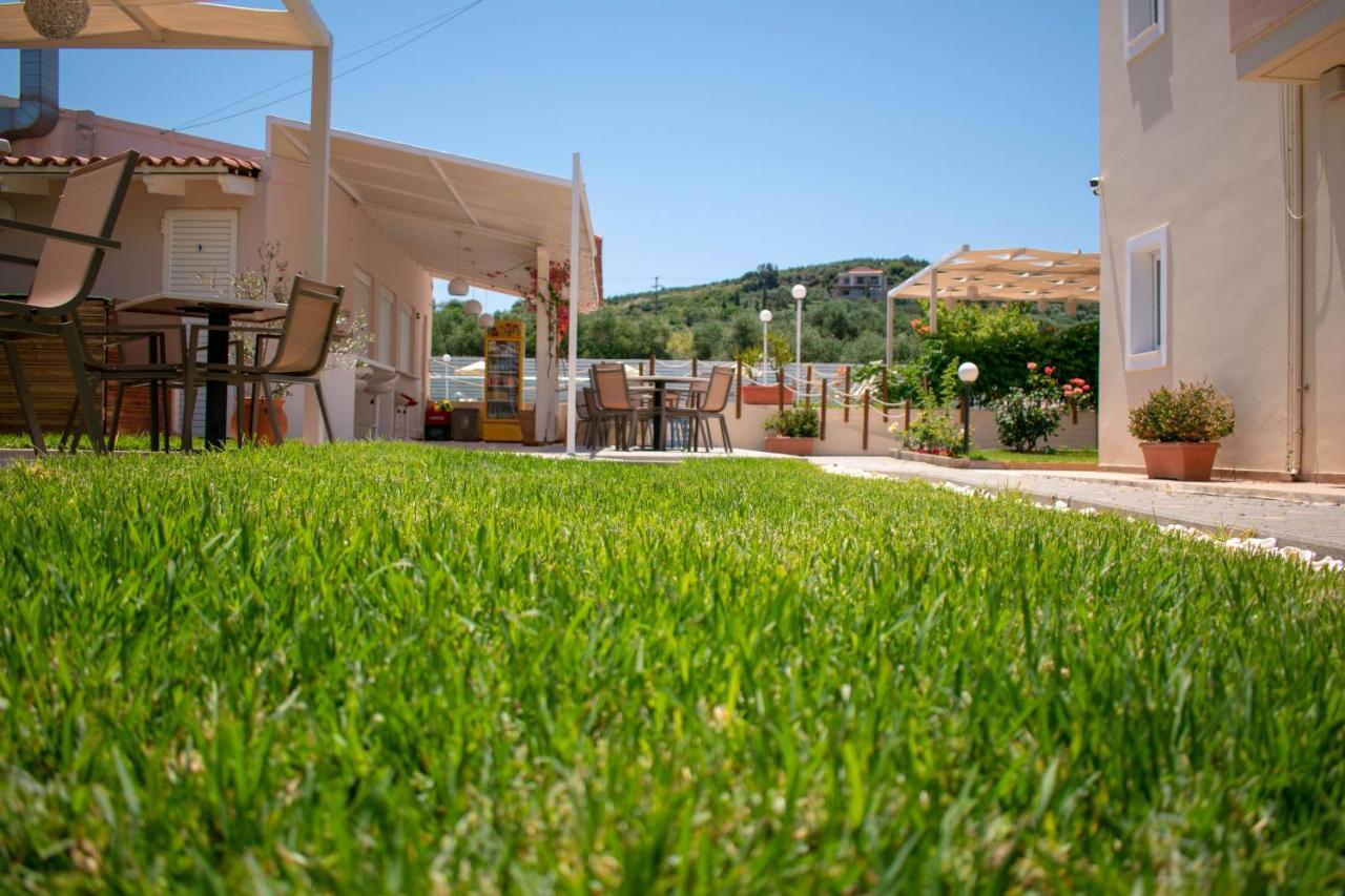 Evdokia Αpartments & Dimitra Village Agia Marina Exterior foto