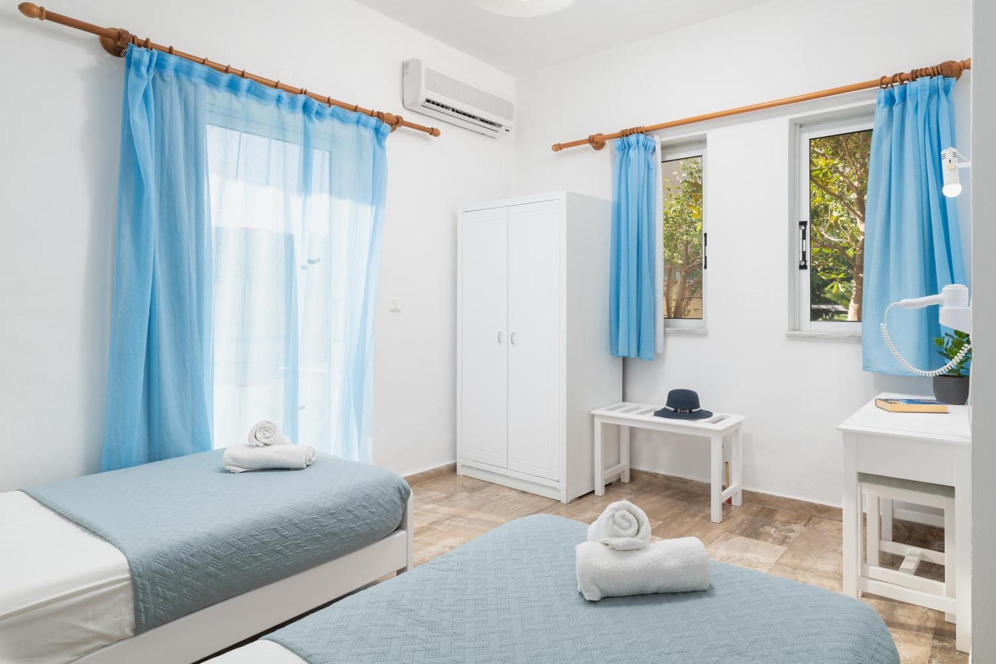 Evdokia Αpartments & Dimitra Village Agia Marina Exterior foto